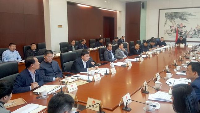 李維東作為房企代表負(fù)責(zé)人參加調(diào)研4.13.jpg